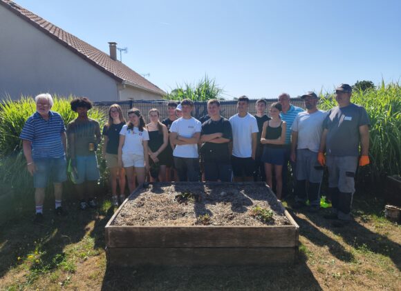 UNE OPÉRATION CITOYENNE AU SERVICE DE LA JEUNESSE ET DE LA COMMUNE